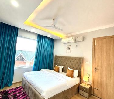 Srinagar Apartment | Evoque Suites