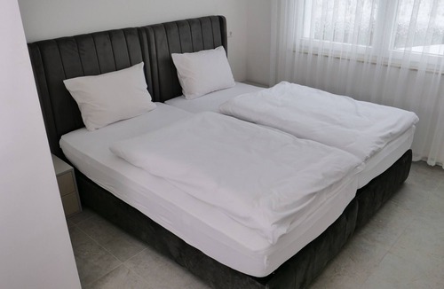 Oferdingen Hotel | Evsenn Hotel