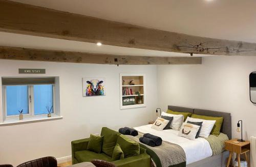 Harrogate Apartment | Ewe Stay