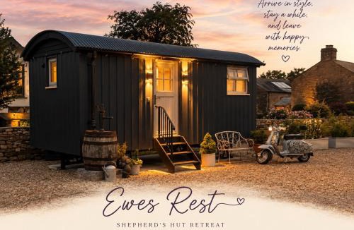 Winton House | Ewes Rest Shepherds Hut