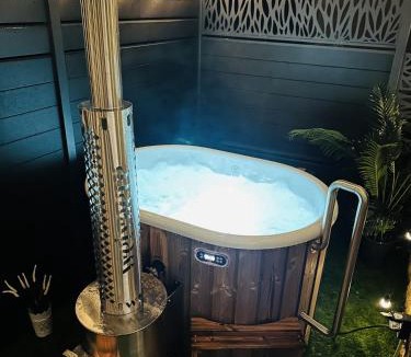 Saint-Laurent-dAndenay House | EX Cabane luxe spa privé détente animaux