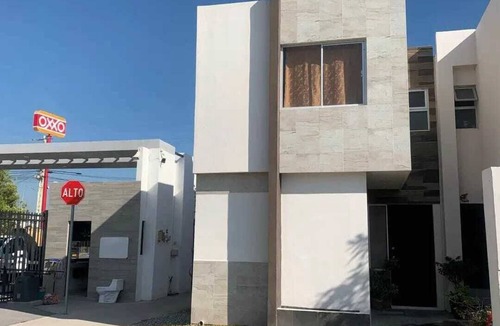 Soledad de Graciano Sanchez House | Excellent home to rest (near the airport)