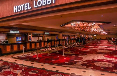Las Vegas Strip Resort | Excalibur