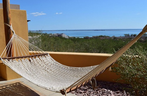 La Paz House | EXCEEDED OUR EXPECTATIONS!