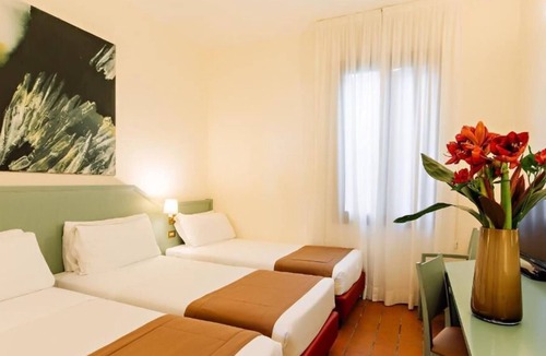 Lorenteggio Hotel | Excel Naviglio Hotel – Ca’ Bianca