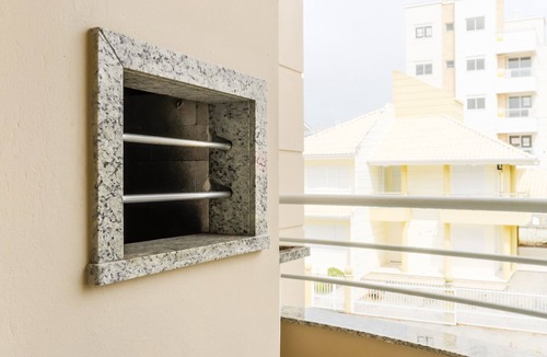Governador Celso Ramos Apartment | Excellent two bedroom apartment with a suite 100 meters from the sea