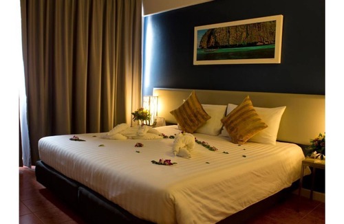 Karon Hotel | :) Excellence location, Standard room #14, Karon beach