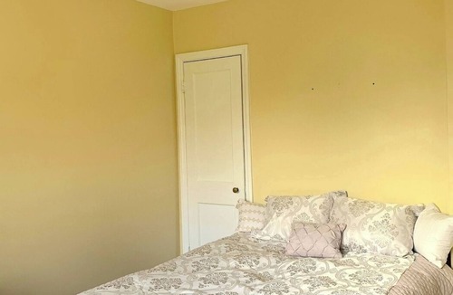 Mount Washington House | Excellent 1-bedroom townhome in Baltimore for a relaxing stay