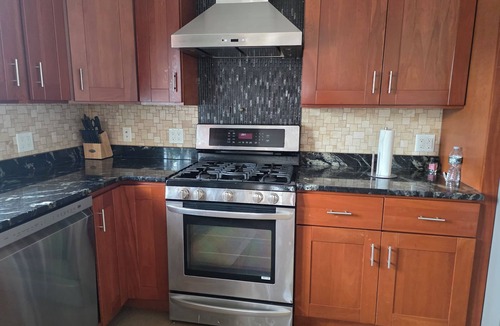 Braintree Condo | Excellent 4-bedroom condo with AC in tranquil Braintree