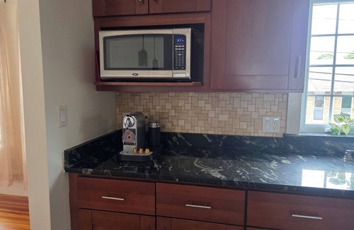 Braintree Condo | Excellent 4-bedroom condo with AC in tranquil Braintree