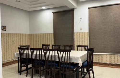 E-11 Sector House | Excellent Comforts Hotel & Guest House