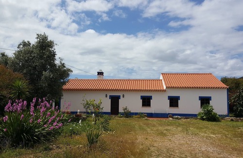 Sao Luis Cottage | Excellent home for family holidays