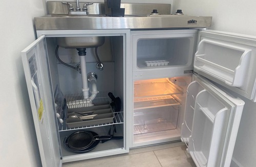 Coral Way Apartment | Excellent location Miami Brickell Studio 1.7 Miles from the Beach