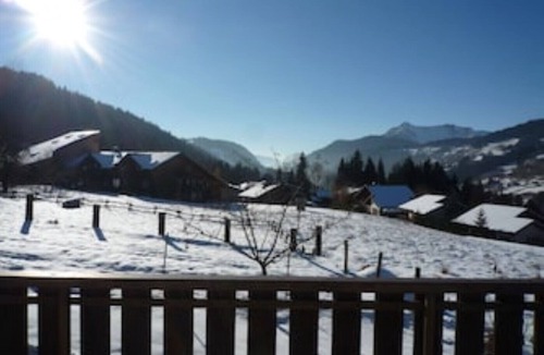 Les Gets Ski Chalet | Excellent Ski Chalet close to the ski slopes with stunning views sleeps 14