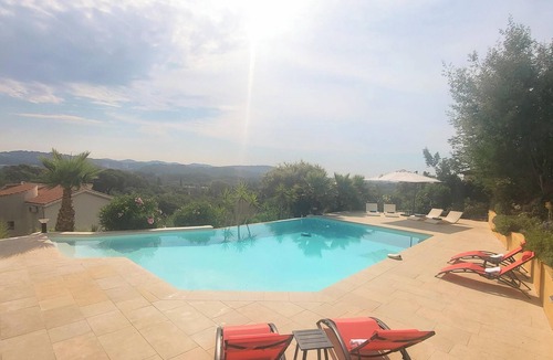 Mandelieu-La-Napoule Villa | Exceptional Villa - Overflow Pool - 2,000 m² garden - 4 rooms