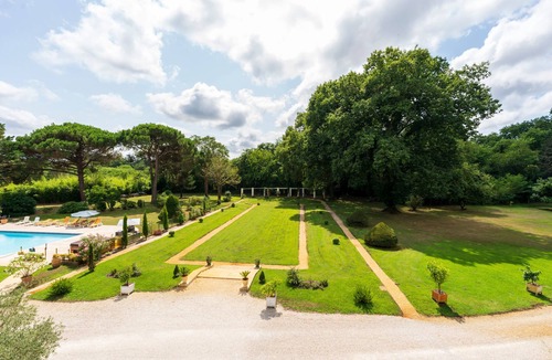 Soustons House | Exceptional 19th-Century Villa with Heated Pool & Private Park – Between Ocean and Lake