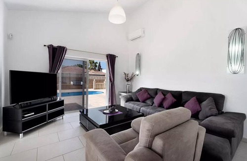 Complejo turistico Amarilla Golf Villa | Exceptional 3 Bed Villa Malpas, sleeps 6, h/pool