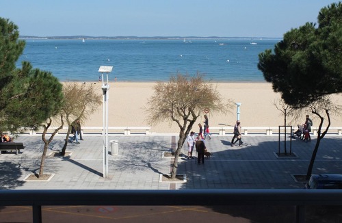 Arcachon Apartment | Exceptional - Apartment in Arcachon, feet in the water