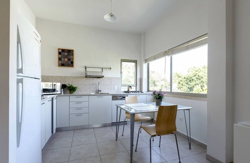 Yehuda Hamaccabi Apartment | Exceptional apartment; stylishly renovated, extremely bright