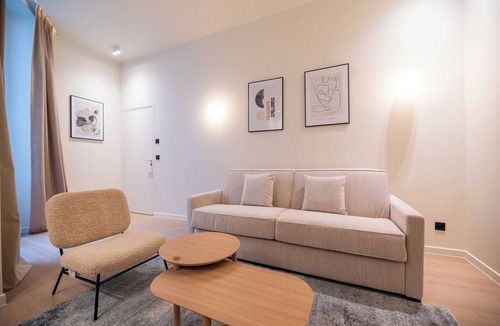 Quartier du Faubourg-Montmartre Apartment | Exceptional apt with AC-1BR-4P-Palais Garnier