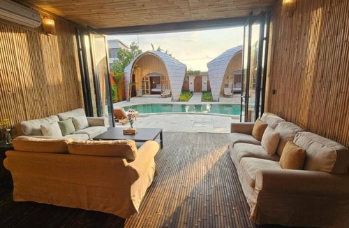 Raya Kuta Villa | Exceptional Bamboo Estate in Kuta for 12 guests