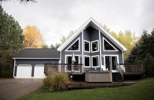 Harbor Springs Ski Chalet | Exceptional Chalet near Harbor, Nubs Nob and Boyne Highlands Ski and Golf Resort