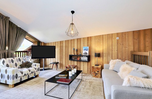 Le Praz Ski Chalet | Exceptional Chalet in Central Courchevel Le Praz with Sauna