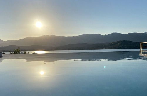 Porto-Vecchio Villa | Exceptional Corsican villa in the Gulf of Porto-Vecchio with its feet in the water