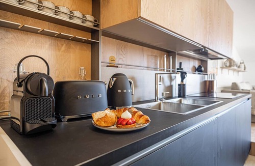 Jean-Medecin Apartment | Exceptional location 2-bedroom right on Place Masséna