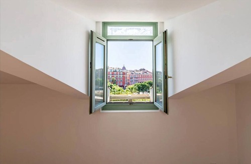 Jean-Medecin Apartment | Exceptional location 2-bedroom right on Place Masséna