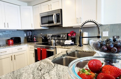 Seabreeze Historic District Condo | Exceptional Luxe Beach Loft @ Ocean Walk Resort+4 Pools+Slide+Lazy River