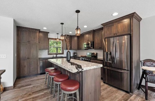 Breezy Point House | Exceptional property on Pelican Lake! Short walk to Breezy Resort, beaches, park
