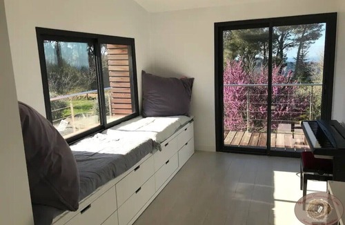 Le Beausset Villa | Exceptional property with swimming pool and sea view, fully renovated.