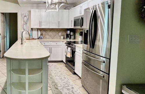 Orange Beach Condo | Exceptional reviews Upgrades STUNNING View Indoor Pool Boat Access Fish Cleaning