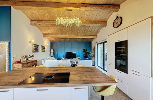 Sotta Villa | Exceptional sheepfold with heated pool, close to amenities