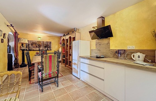 Caderousse House | Exceptional stay - Domaine Grande Grange, Relais XVIe & horses