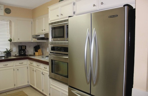 Palm Harbor House | Exceptional Vacation Home with Pool in Beautiful Rockport Texas