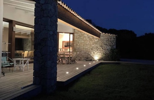 Marine de Davia Villa | Exceptional villa 150m from the seafront with swimming pool and beautiful garden.