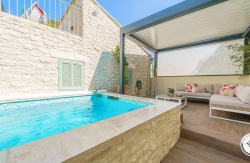 Le Mourillon Villa | EXCEPTIONAL VILLA - HIGH-END SERVICES. CLOSE TO THE SEA. CAP BRUN TOULON