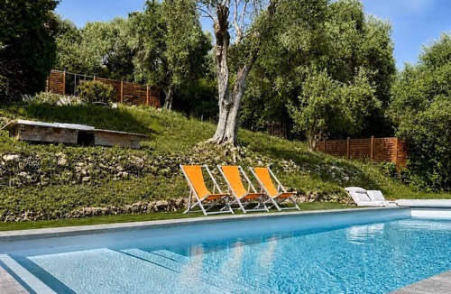Gairaut Villa | Exceptional villa with pool and sea view