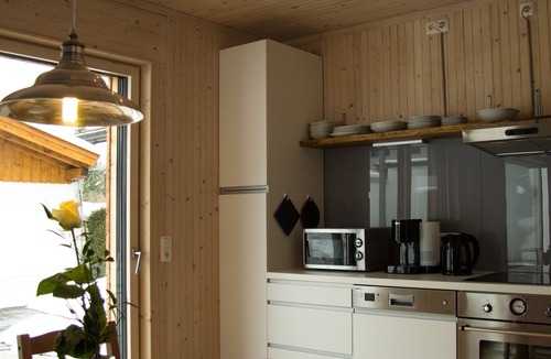 Garmisch-Partenkirchen Apartment | Exclusive Mondholz vacation apartment in a very quiet and central location in Garmisch