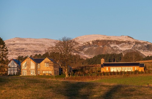 Abernyte House | Exclusive 14 bedrooms luxury retreat venue