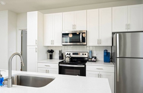 Pflugerville Apartment | Exclusive 1BR Luxe Haven in Ideal Spot!