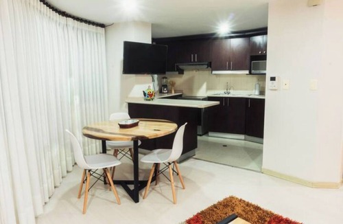 Las Tolas Apartment | Exclusive and Modern Apartment with the Best Location in Quito. Carolina 170517