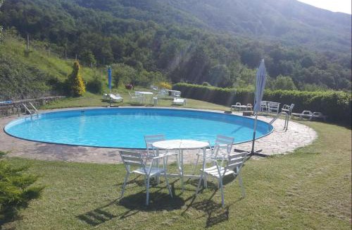 Castelfranco di Sopra Apartment | Exclusive apartment with fireplace