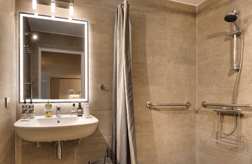 Avignon City Centre Hotel | Exclusive B&B Suites, Apartments, Spa & Fitness The Augustinian House an
