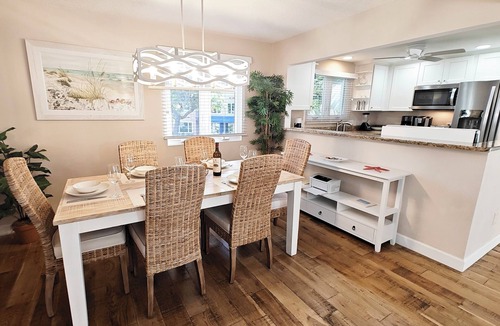 Longboat Key Condo | Exclusive Beach-Style Condo with great Gulf-View 🌅 Sand Cay 206, Longboat Key