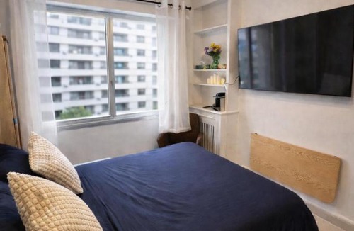 Porte-Dauphine Apartment | Exclusive Cozy studio - near Arc de Triomphe