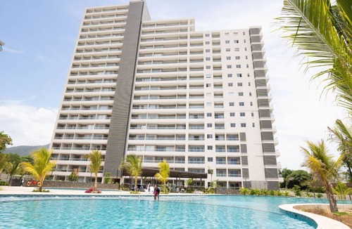 Papare Apartment | Exclusive design apartment with view and pool
