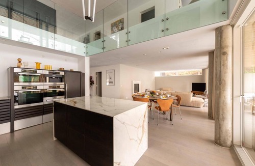 Charlottenlund Apartment | Exclusive Duplex Mansion with Sauna & Pool